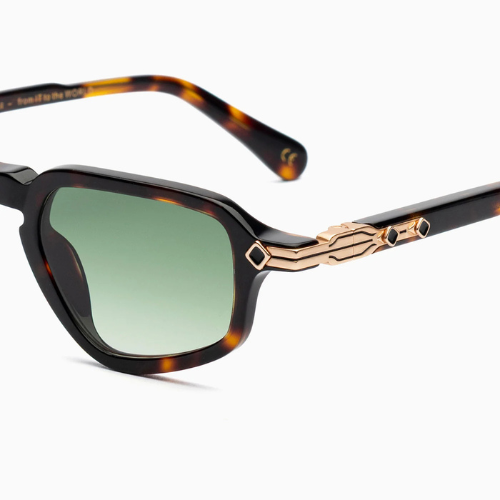 BUST OUT - PAT ORO TART DC016